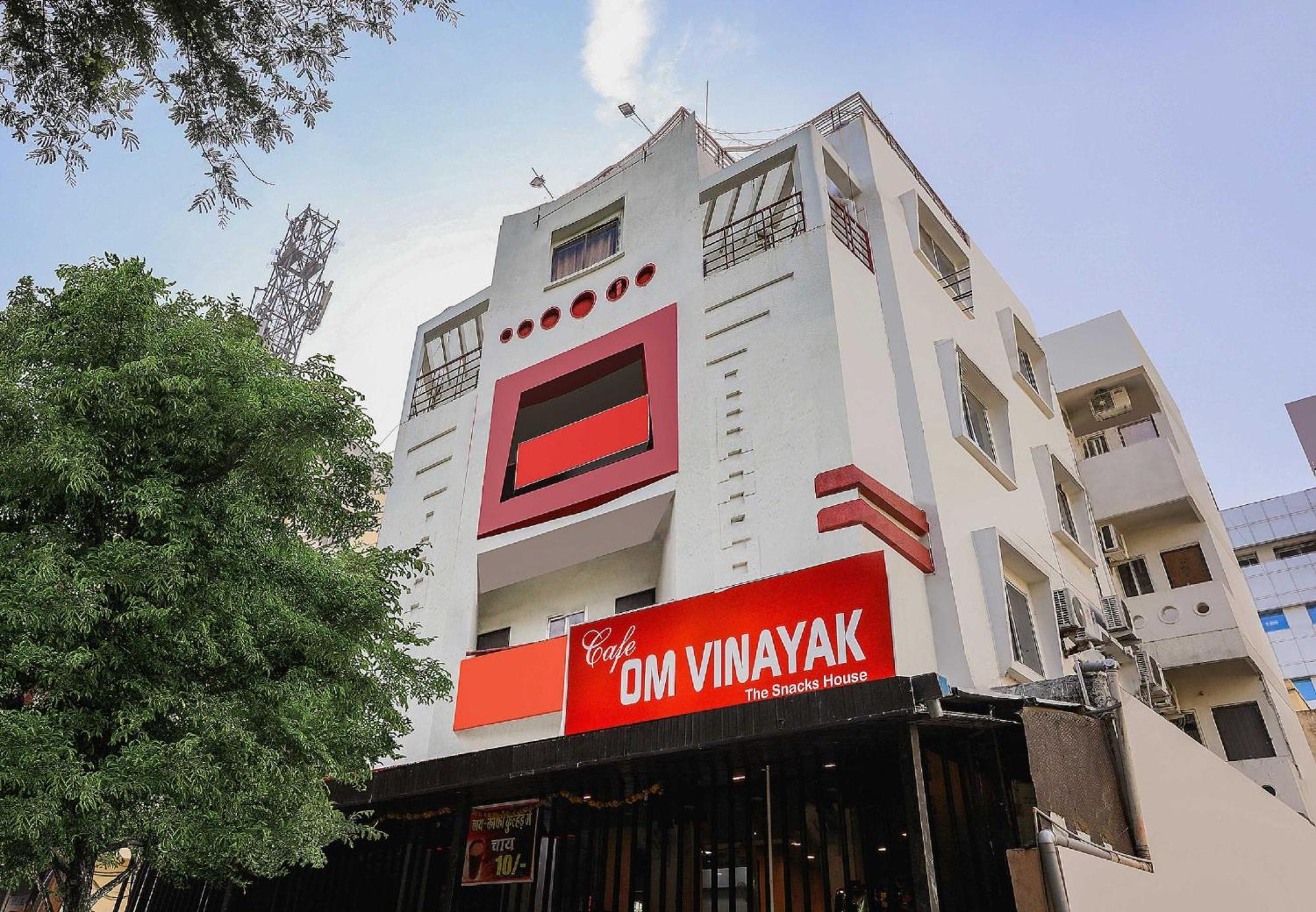 Collection O 3761 Hotel Shree Datta إندور المظهر الخارجي الصورة