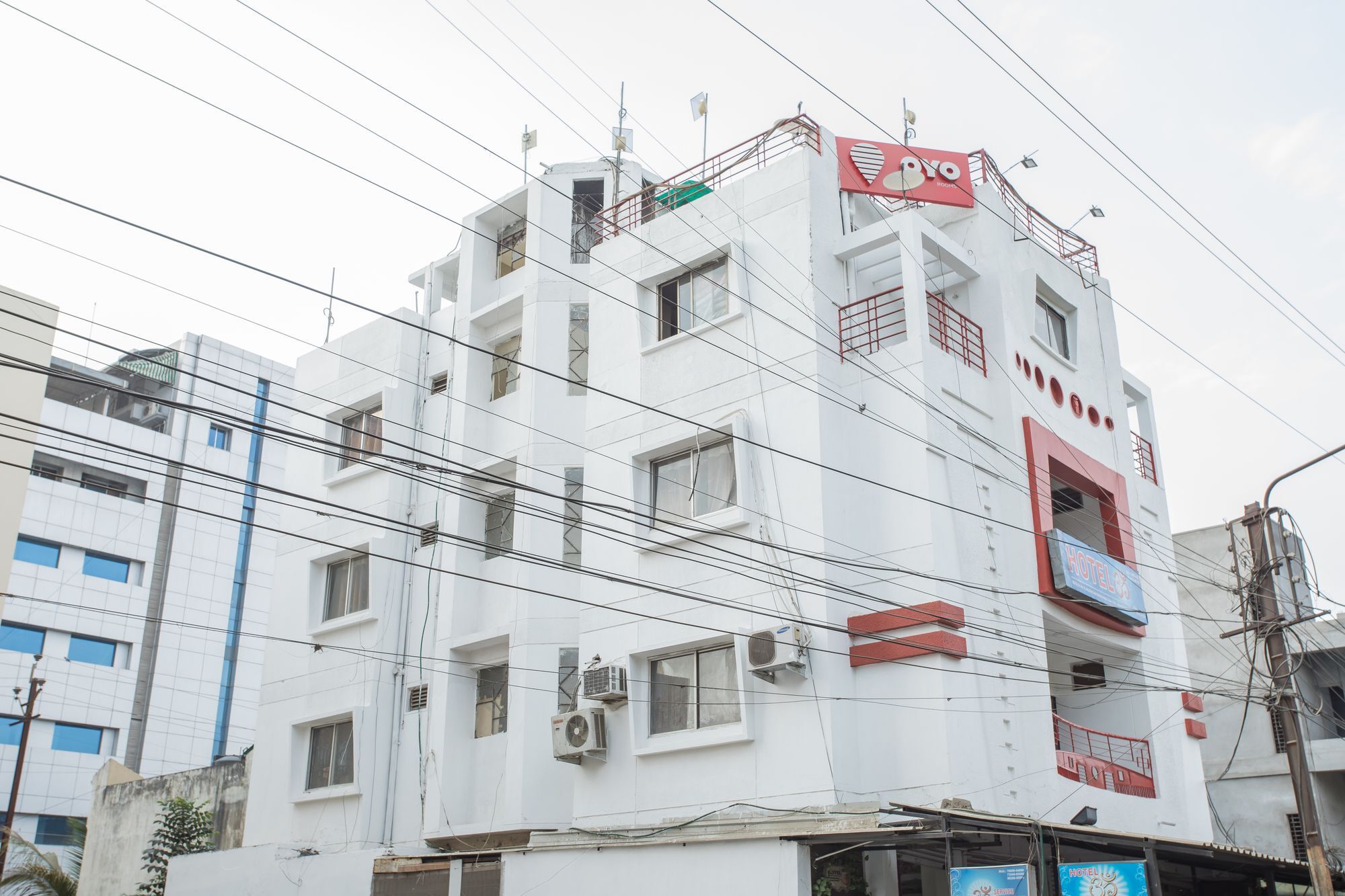 Collection O 3761 Hotel Shree Datta إندور المظهر الخارجي الصورة