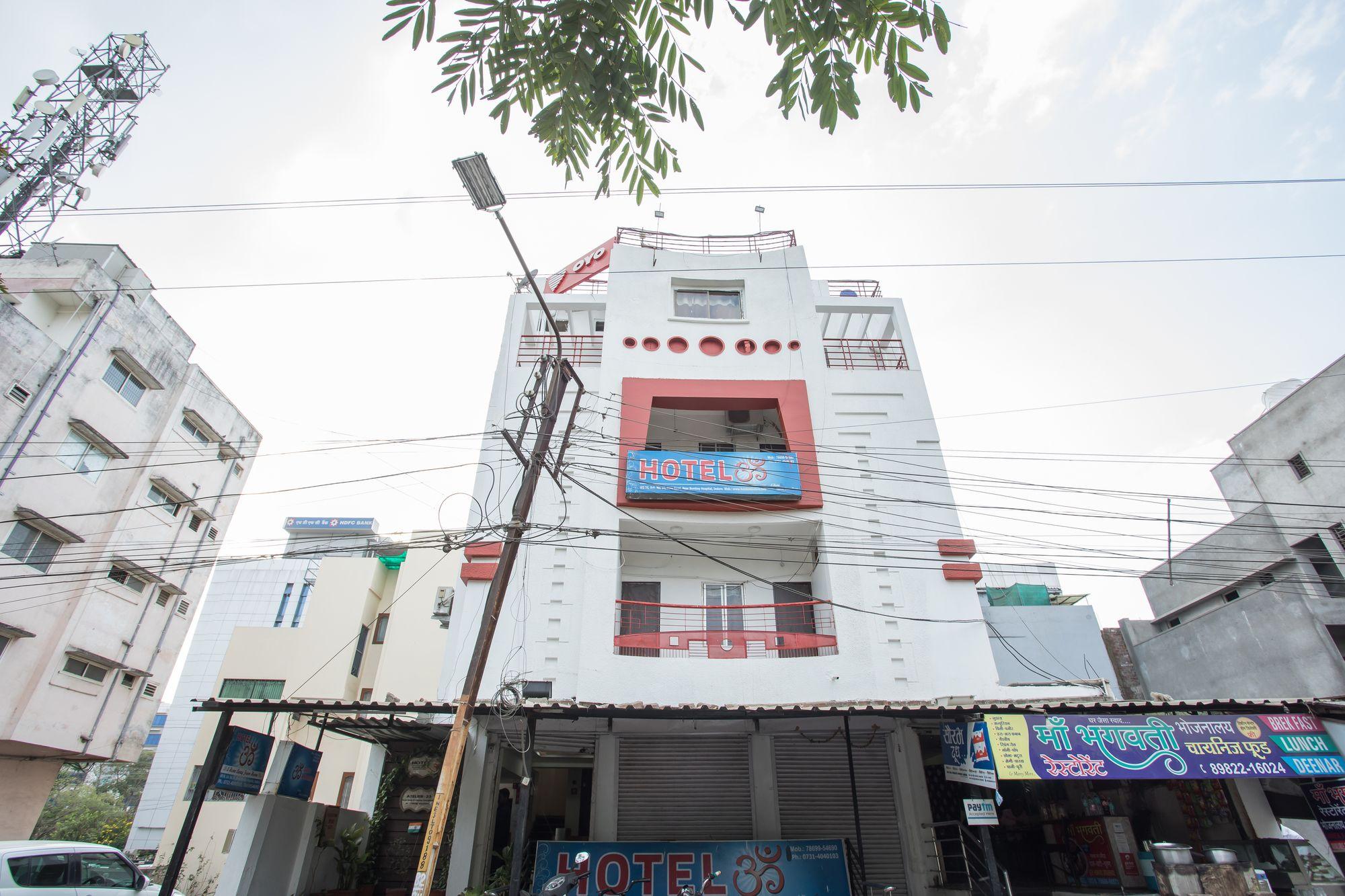 Collection O 3761 Hotel Shree Datta إندور المظهر الخارجي الصورة